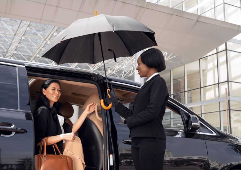 Top 7 Benefits of Hiring a Chauffeur Service in Australia