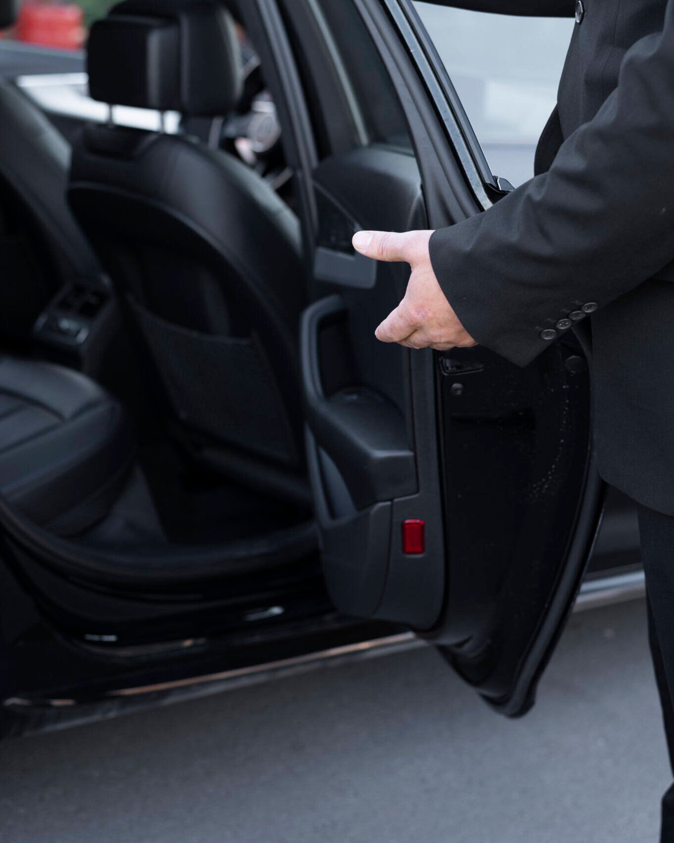 chauffeur car